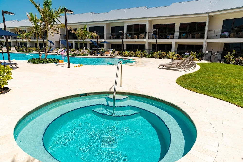 Aqua Cove