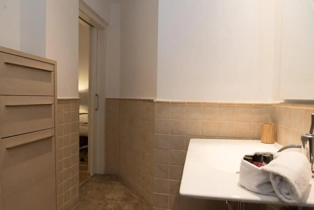 Bonito apartamento cerca de la Plaza Mayor (C/Segovia 10)