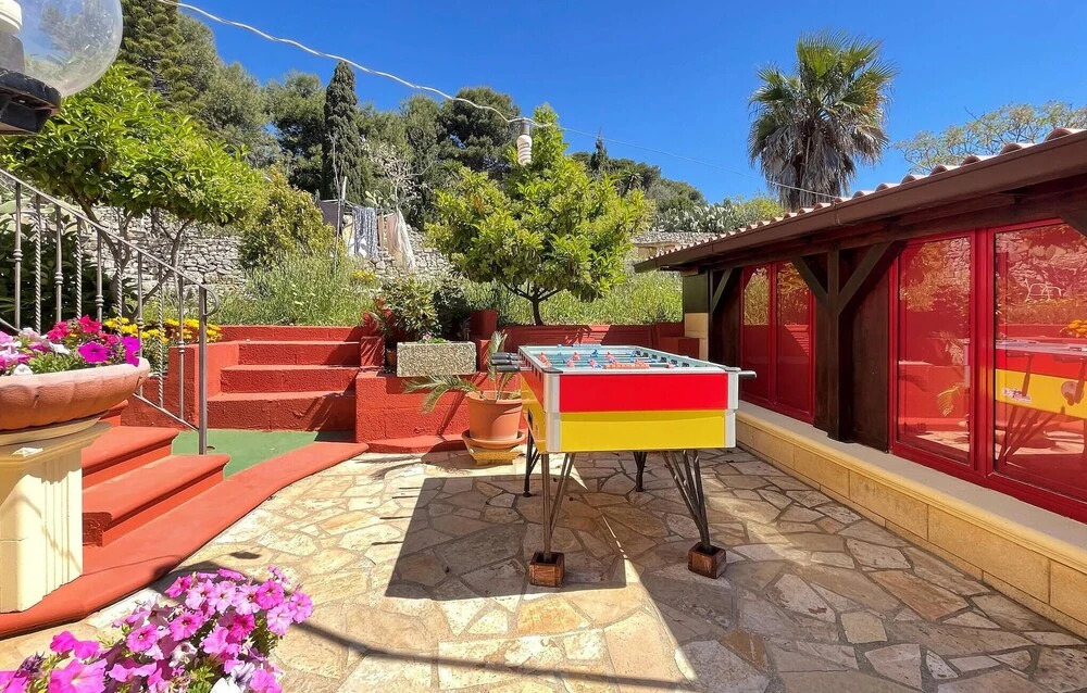 Amazing Home in Torre Vado With Wifi and 2 Bedrooms