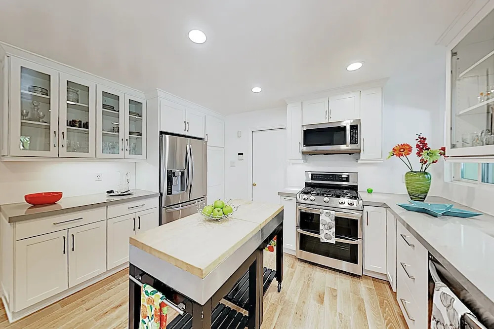 New Listing! Deepwell Oasis W/ Casita, Pool & Spa 4 Bedroom Home