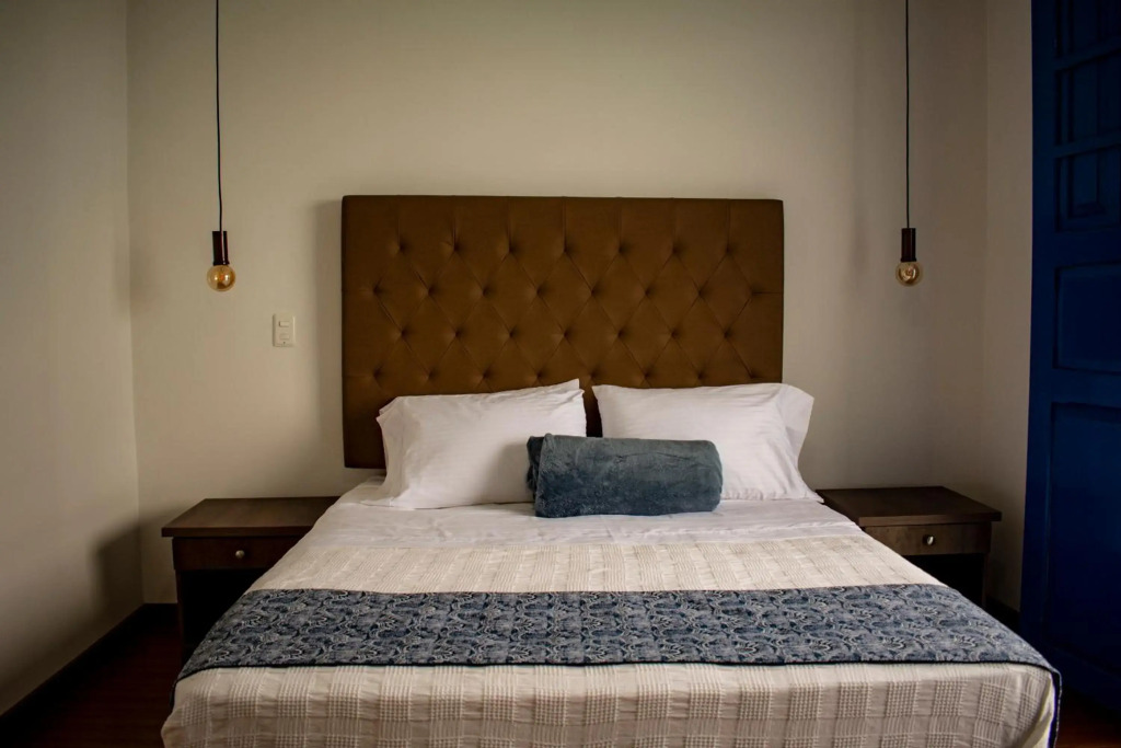 El Reloj Casa Hotel