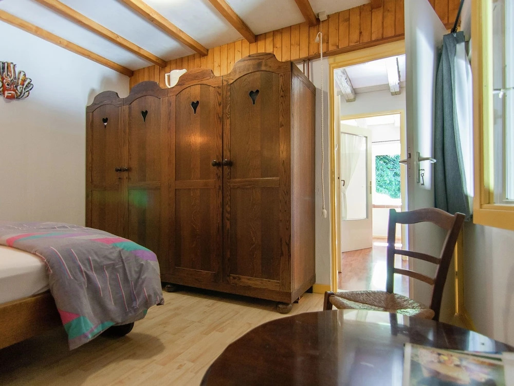 Cottage Bliss in Roussines