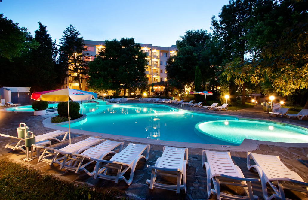 Ljuljak Hotel