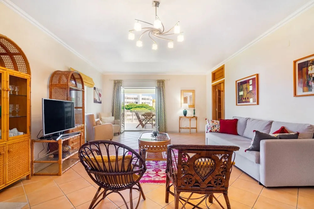 Vilamoura Family Apartment
