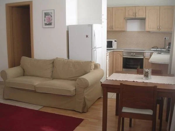 Acacia Apartments