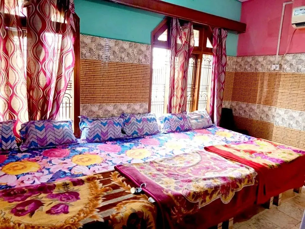 Kashi Annapurna Guest House
