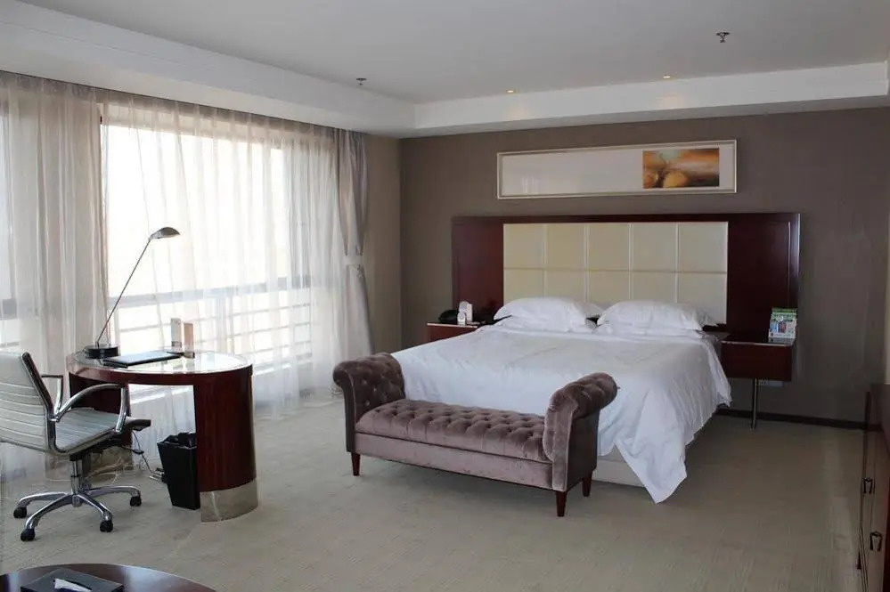 Phoenix Business Hotel