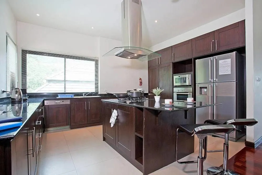 Villa Morakot 6 Bed Classy Property with In House Chef