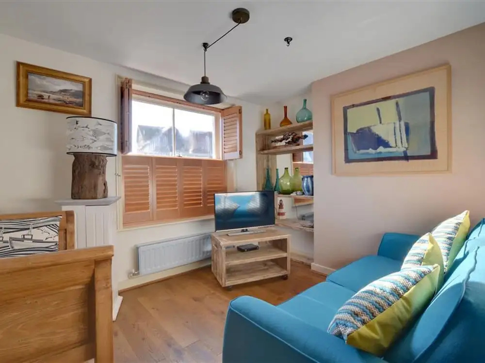 Modern Holiday Home in Hastings Kent With Garden