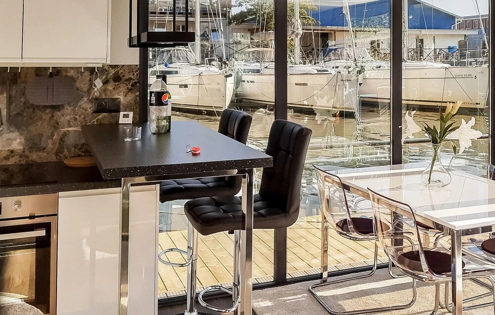 Beautiful Ship/boat in Göteborg With 2 Bedrooms and Wifi