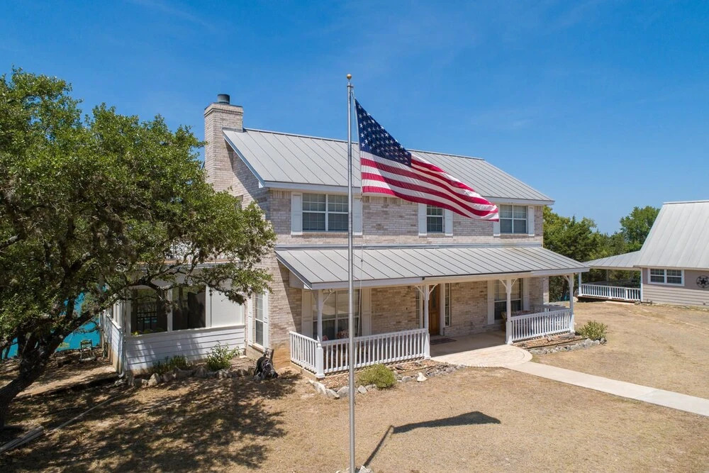 A Shore Thing Cl1105c 1 Bedroom Cottage by RedAwning