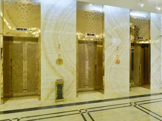 Yulin Fucheng Ligong Hotel
