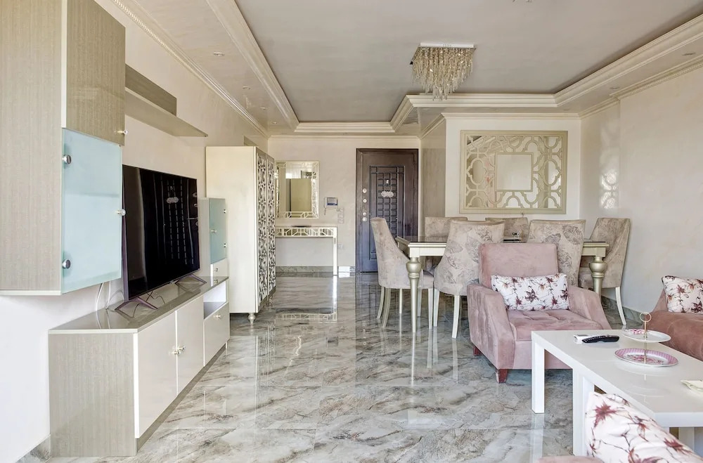 Vesta - Luxury Apartment - 2BR - Almaza