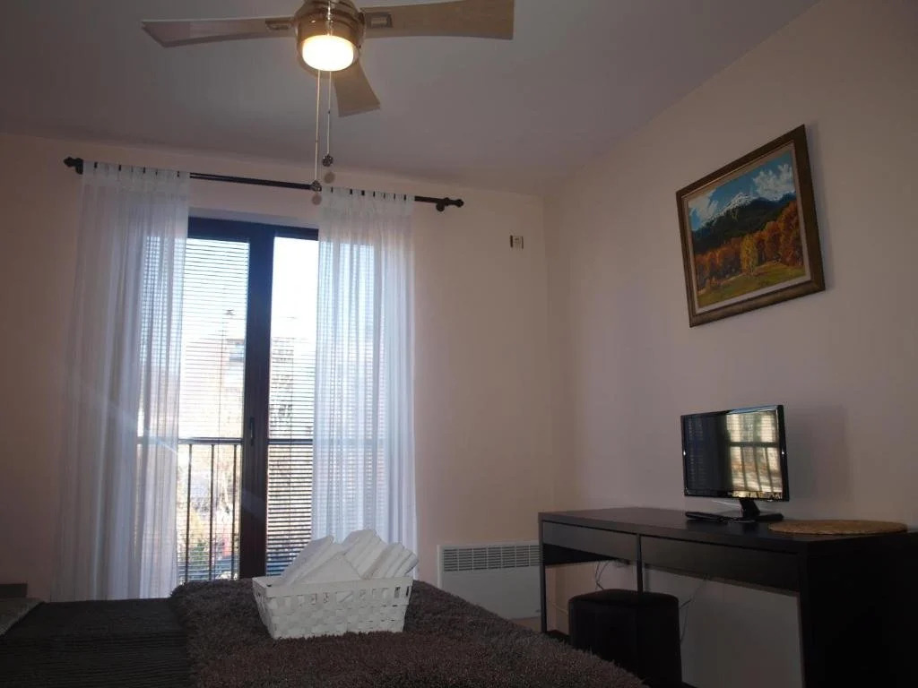 Lili Guest House