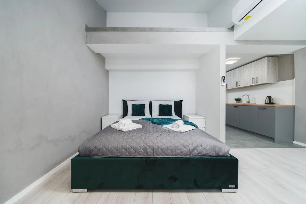 Ice Apartments