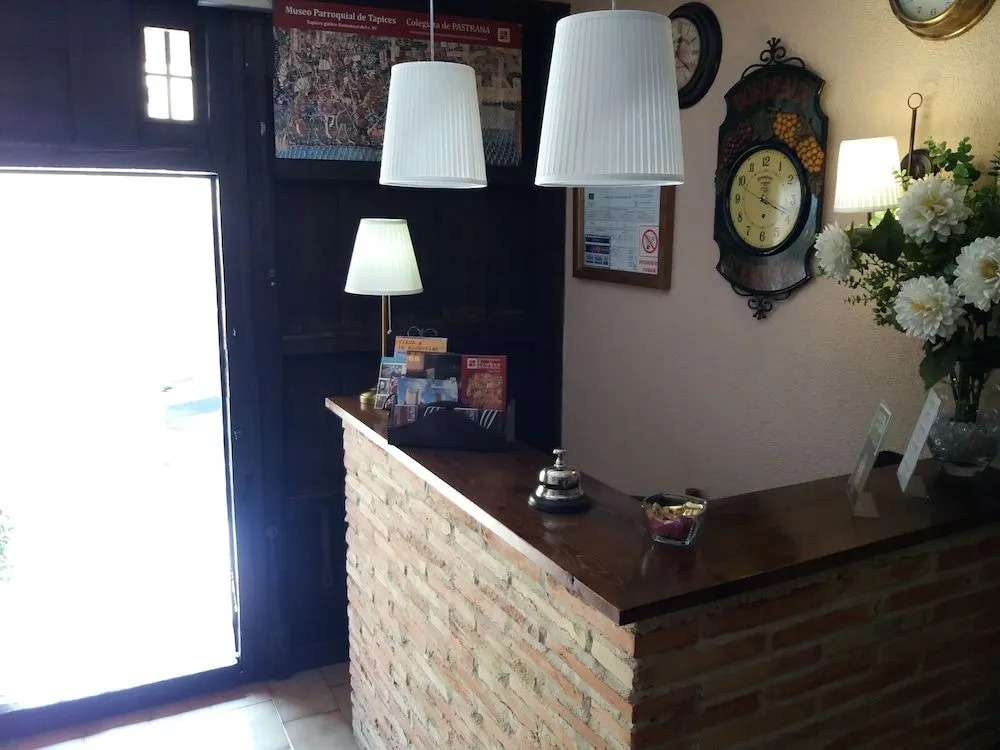 Hostal Rural Moratín