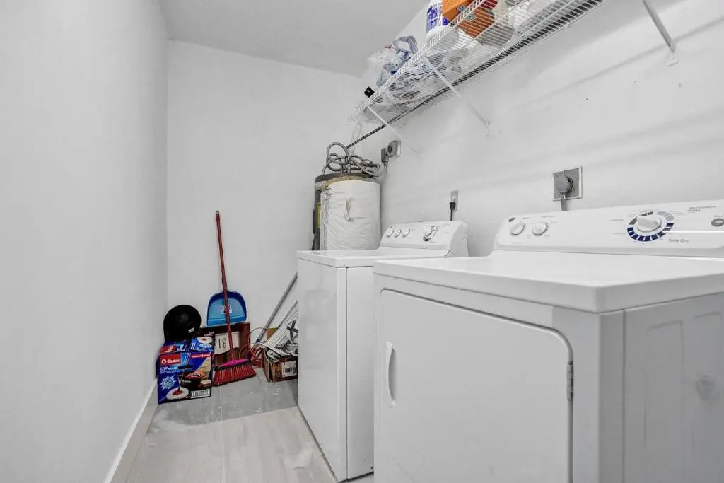 Newly Renovated 5br Villa with pool in Ft Lauderdale on the water