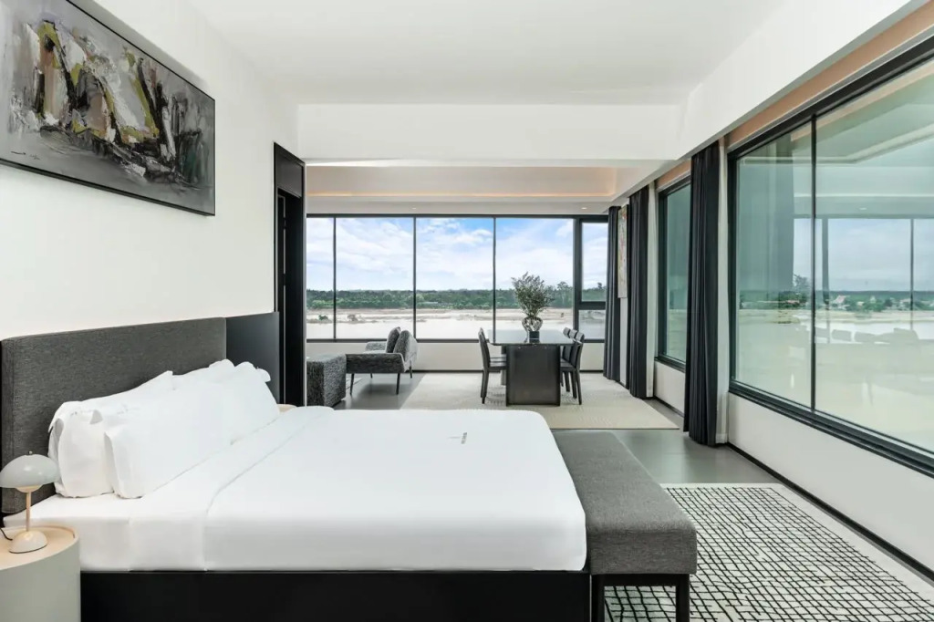 One Riviera Hotel and Residences