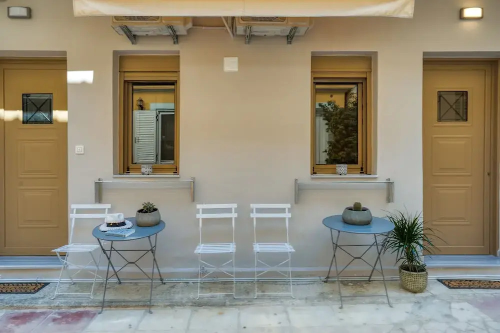 Andys & Haris Elegant Town Studios, by ZanteWize