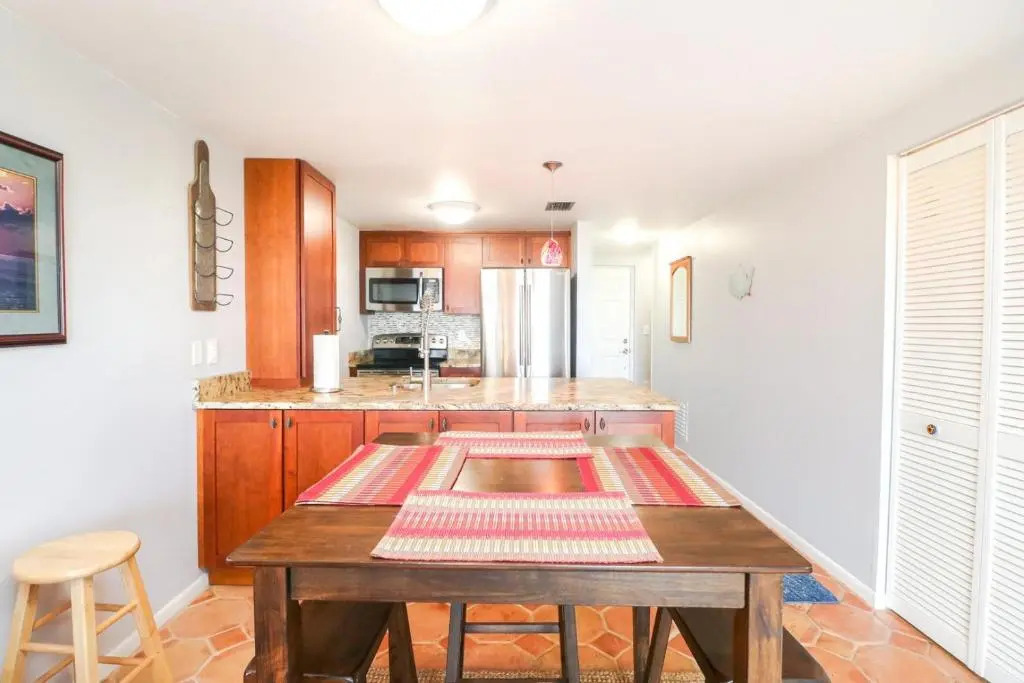 Creston House 12E