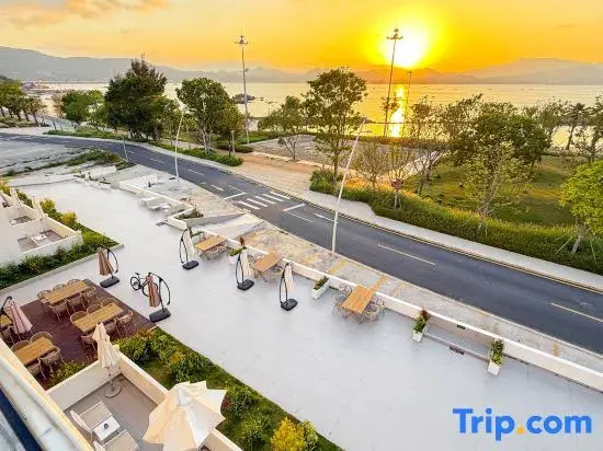 Shenzhen Le Chao Ben Yue Seaside Residence  Hotel