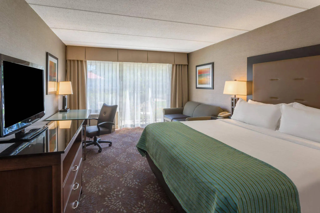Holiday Inn South Kingstown-University of Rhode Island by IHG