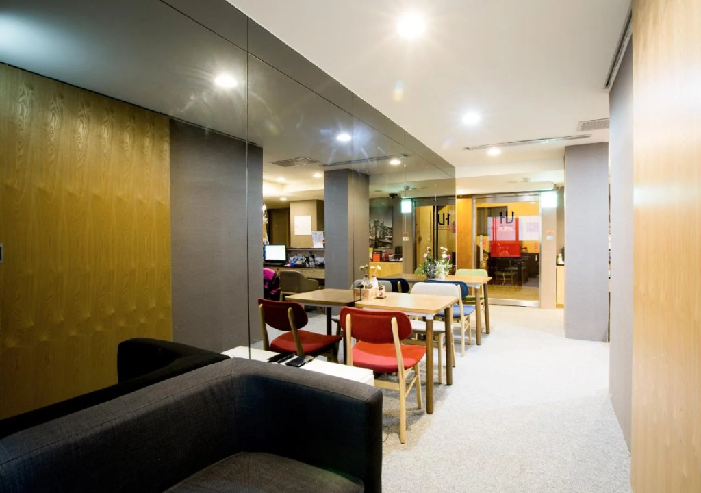 U Hotel (XIMEN)