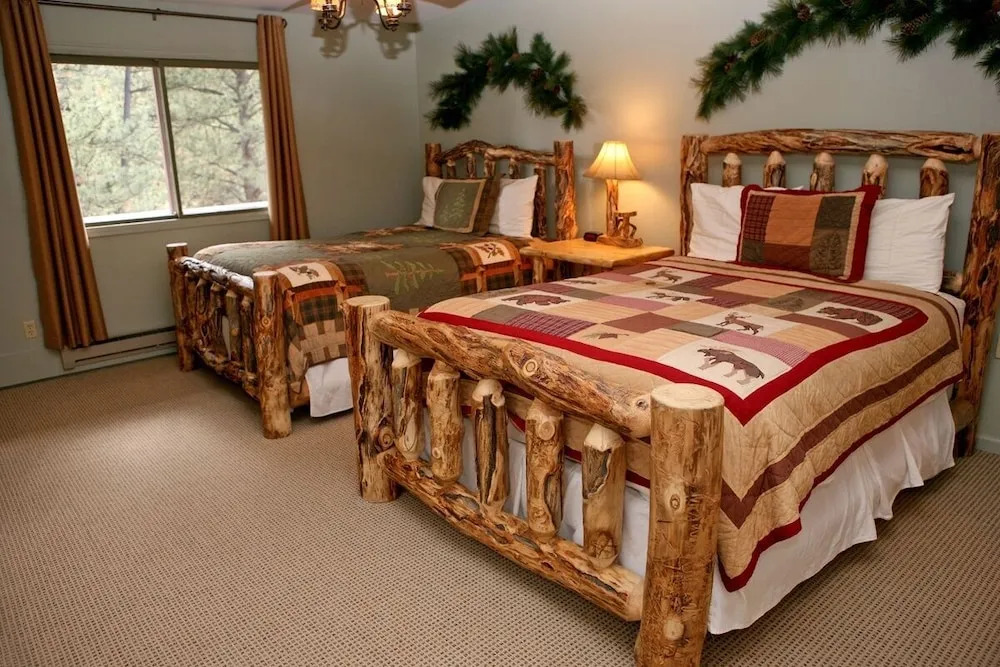 Fawn Valley Inn: 275 2 Bedroom Condo