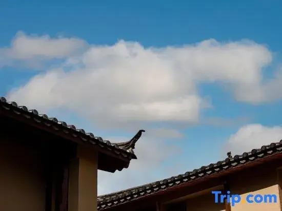 Xueyu Qieman Homestay (Baisha Ancient Town Branch)