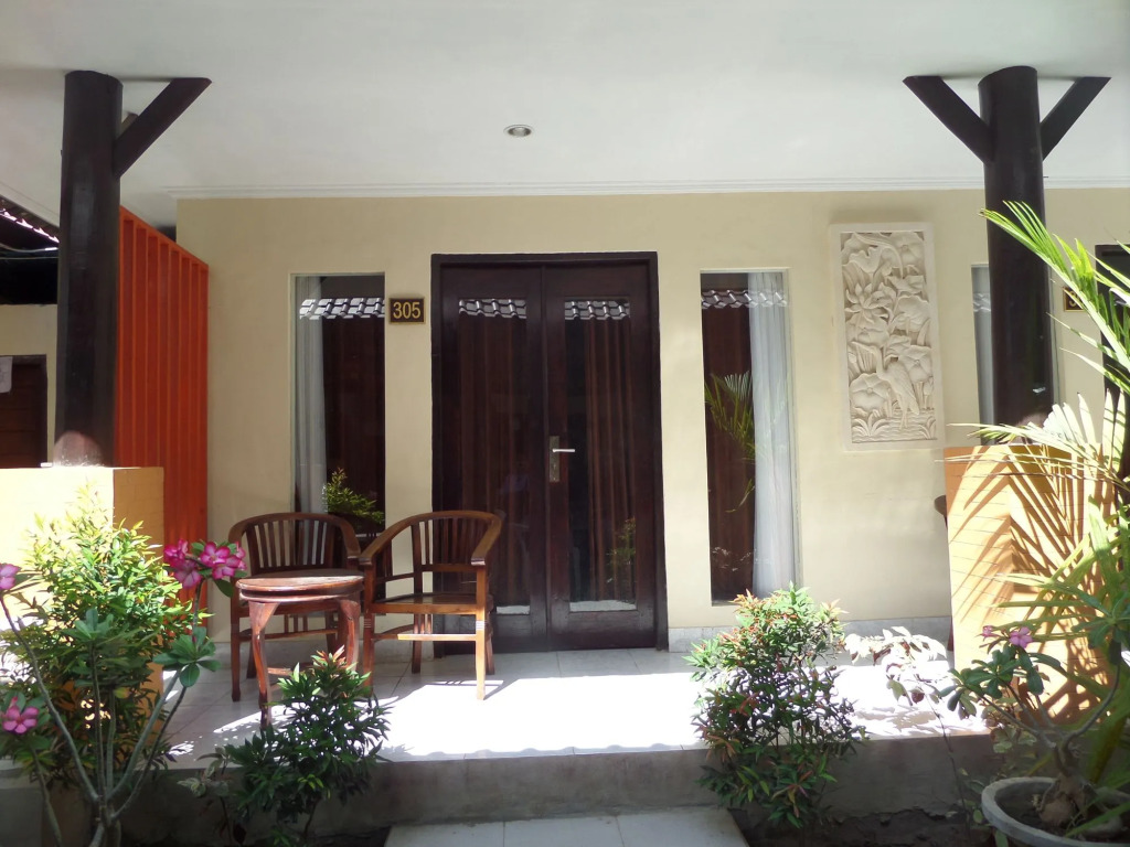 Semayaone Beach Hotel