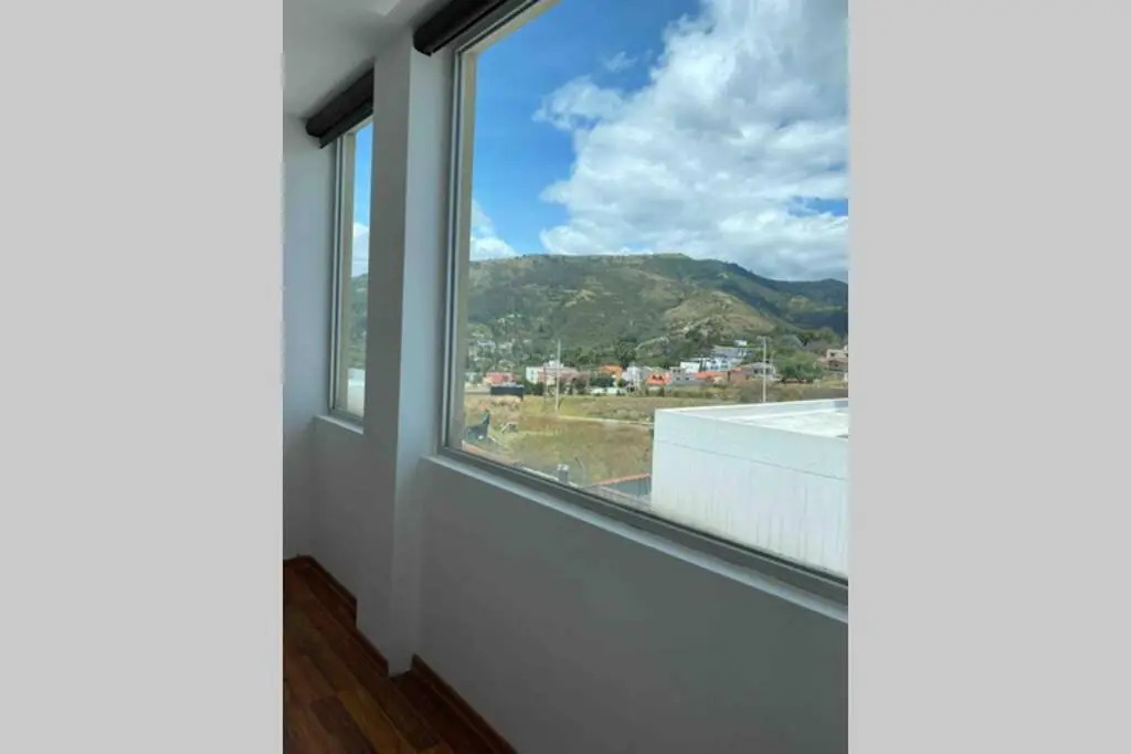 Hermoso Departamento Con Increibles Vistas Cumbaya