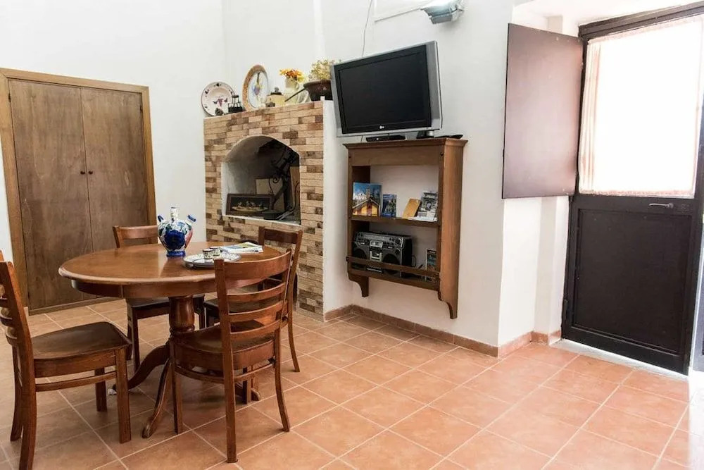 Sorrentino Vini Country House