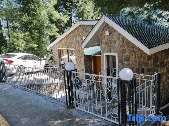 Hillside Heaven House