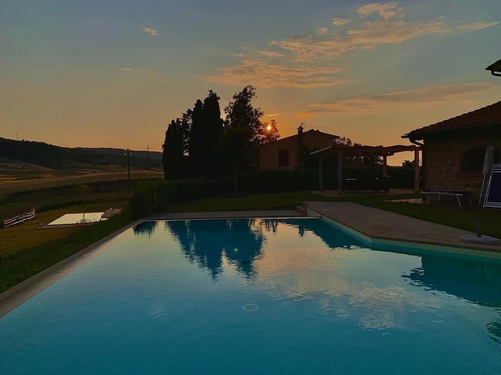 Borgo del Silenzio - Apartments with pool in Lajatico