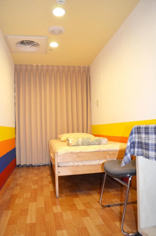 Holo Hostel