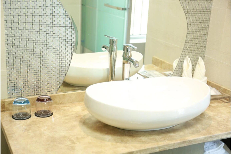 Lifeng Hotel (Beijing Universal Resort, Jiukeshu Metro Station)