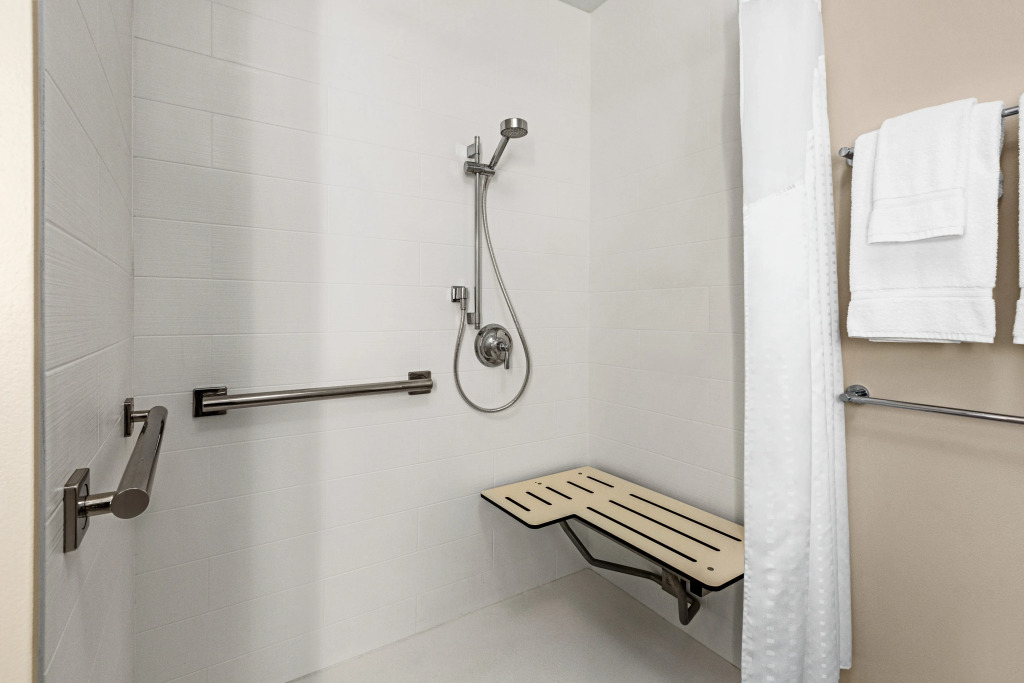 Holiday Inn Express & Suites - Ukiah by IHG