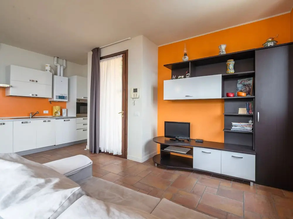 Modern Apartment in Oggebbio Italy With Swimming Pool