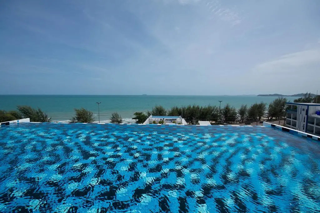Grandbeach A31 by malai