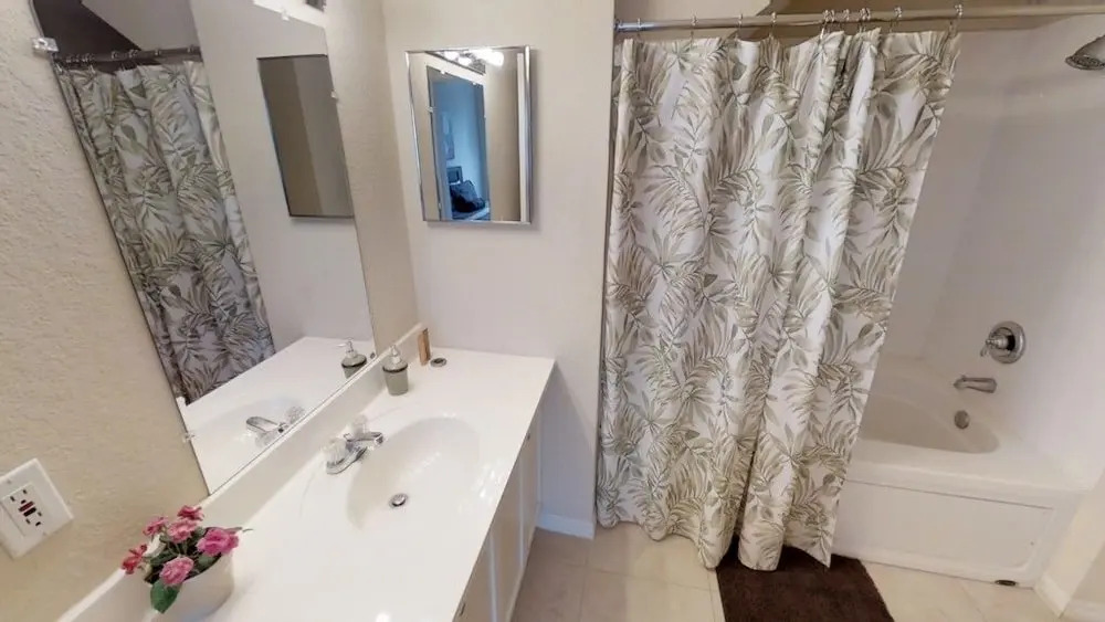 Venetian Bay 107 - Four Bedroom Townhome