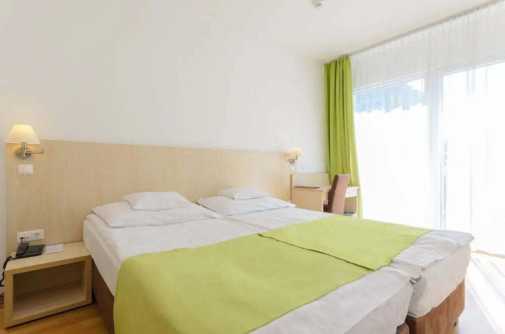 Hunguest Hotel Béke