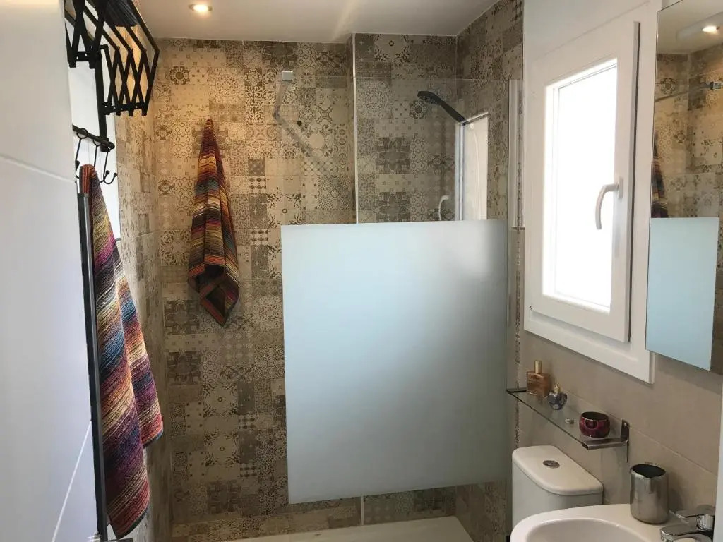 Studio "MOSAICO" WITH POOL, FIBRE OPTIC 600mb, PARKING, AIR CONDITIONER INCLUDED