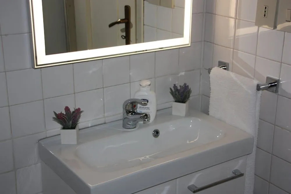 Al Politeama Rooms B&B