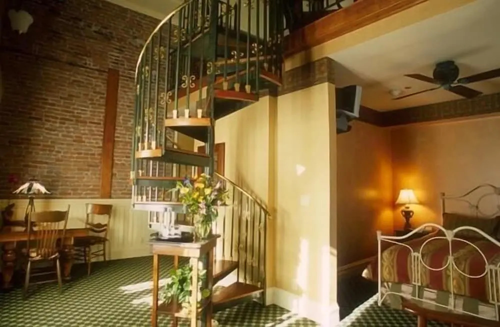 Beaumont Hotel and Spa