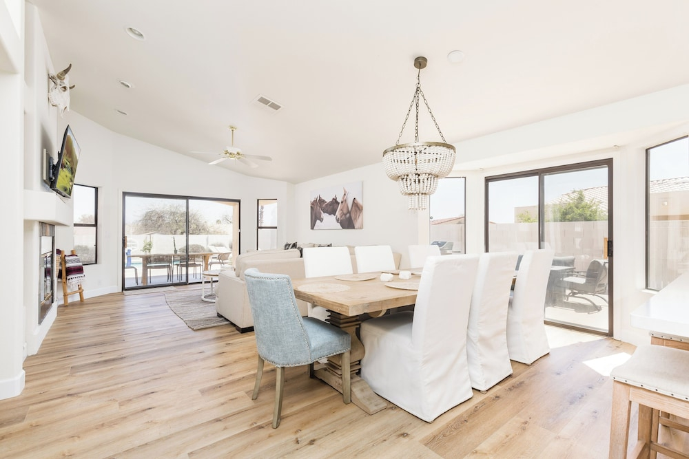 Western Hills-private Pool-putting Green-games & More!