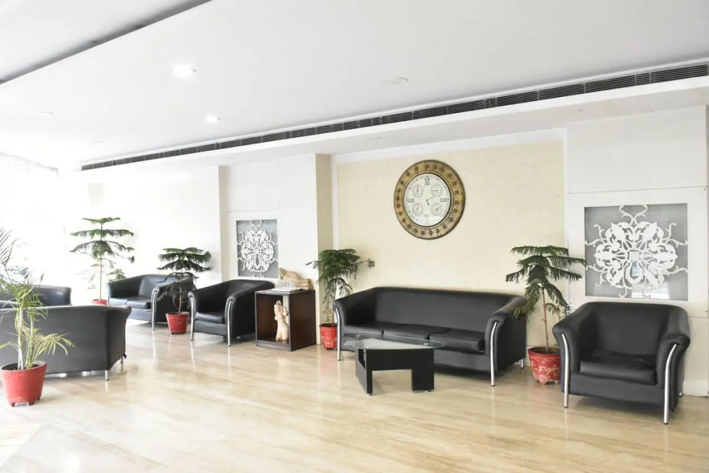 JPS RESIDENCY By ALPINE TREE