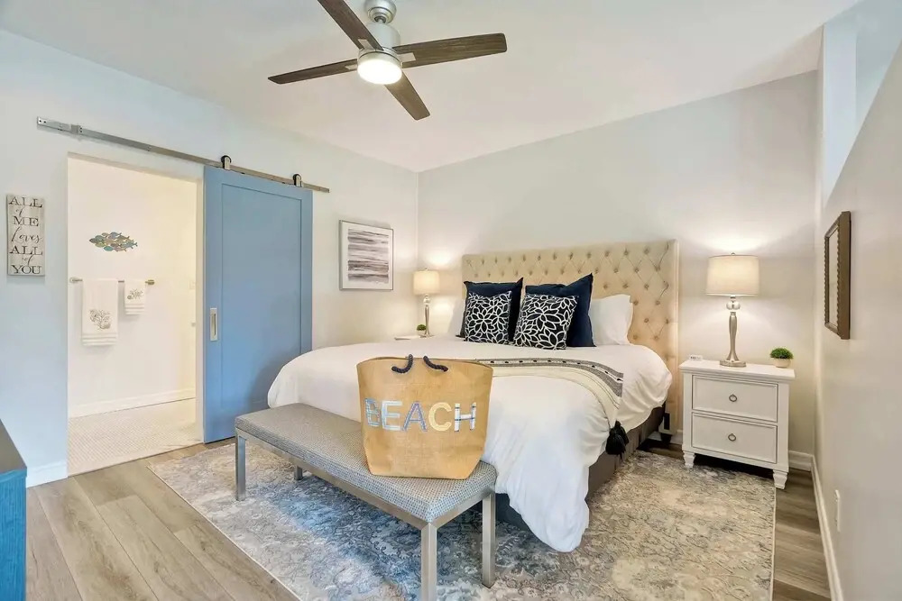 La Costa Comfort - Resort-style Living for 2