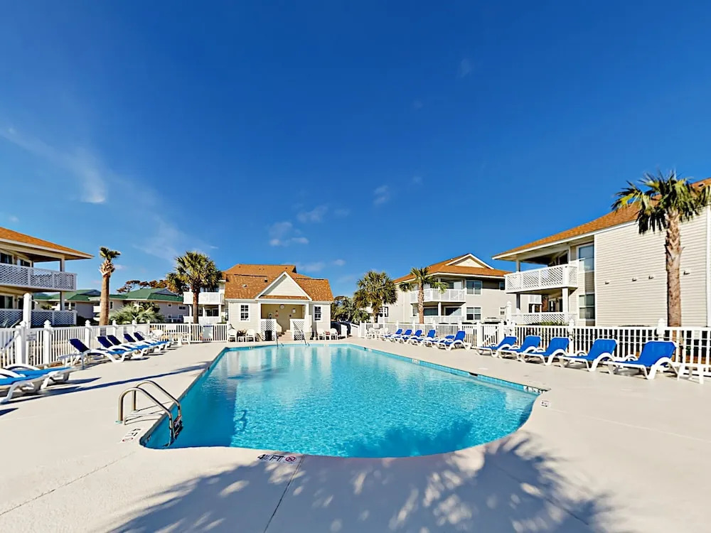 Shorehaven Condo #g-3 2 Bedrooms 2 Bathrooms Condo