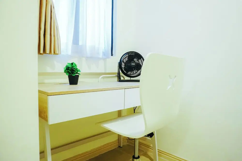 Relaxing 2Br With Working Room Apartment Meikarta