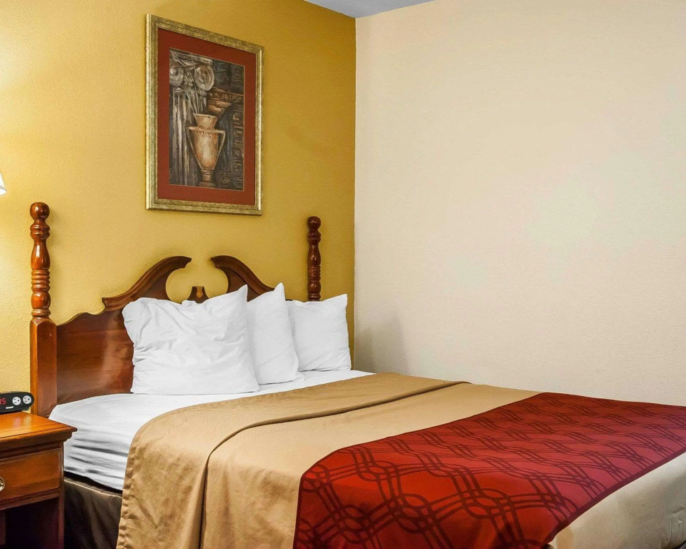 Econo Lodge Dyersburg I-155